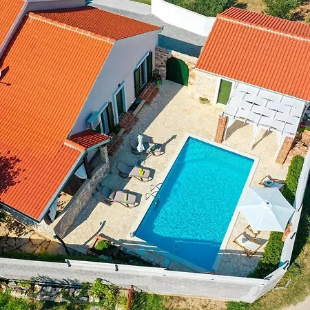 Family Friendly House With A Swimming Pool - Cuskijas, Novigrad - 18169 Prázdninový dům