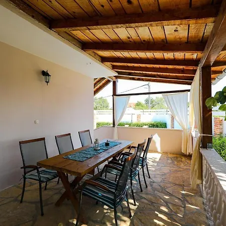 Prázdninový dům Family Friendly House With A Swimming Pool - Cuskijas, Novigrad - 18169 *