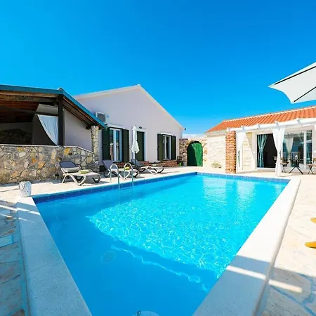 Family Friendly House With A Swimming Pool - Cuskijas, Novigrad - 18169 *