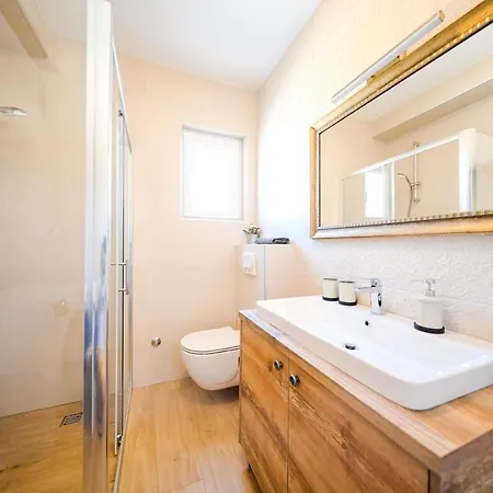 Family Friendly House With A Swimming Pool - Cuskijas, Novigrad - 18169 Prázdninový dům Pridraga